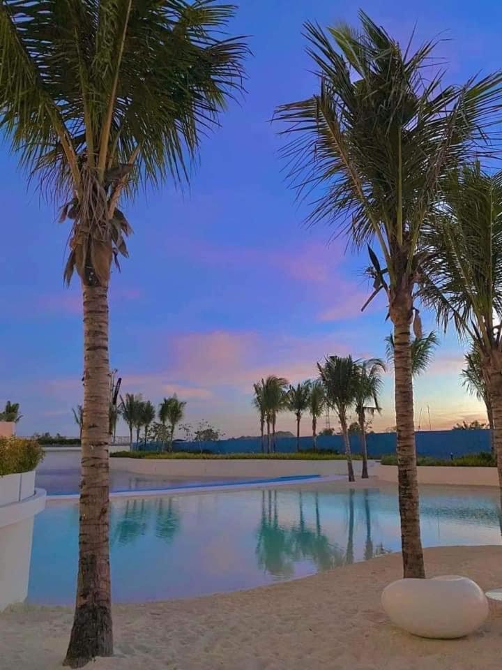 Udra Staycation Azure North Pampanga Lagundi 外观 照片