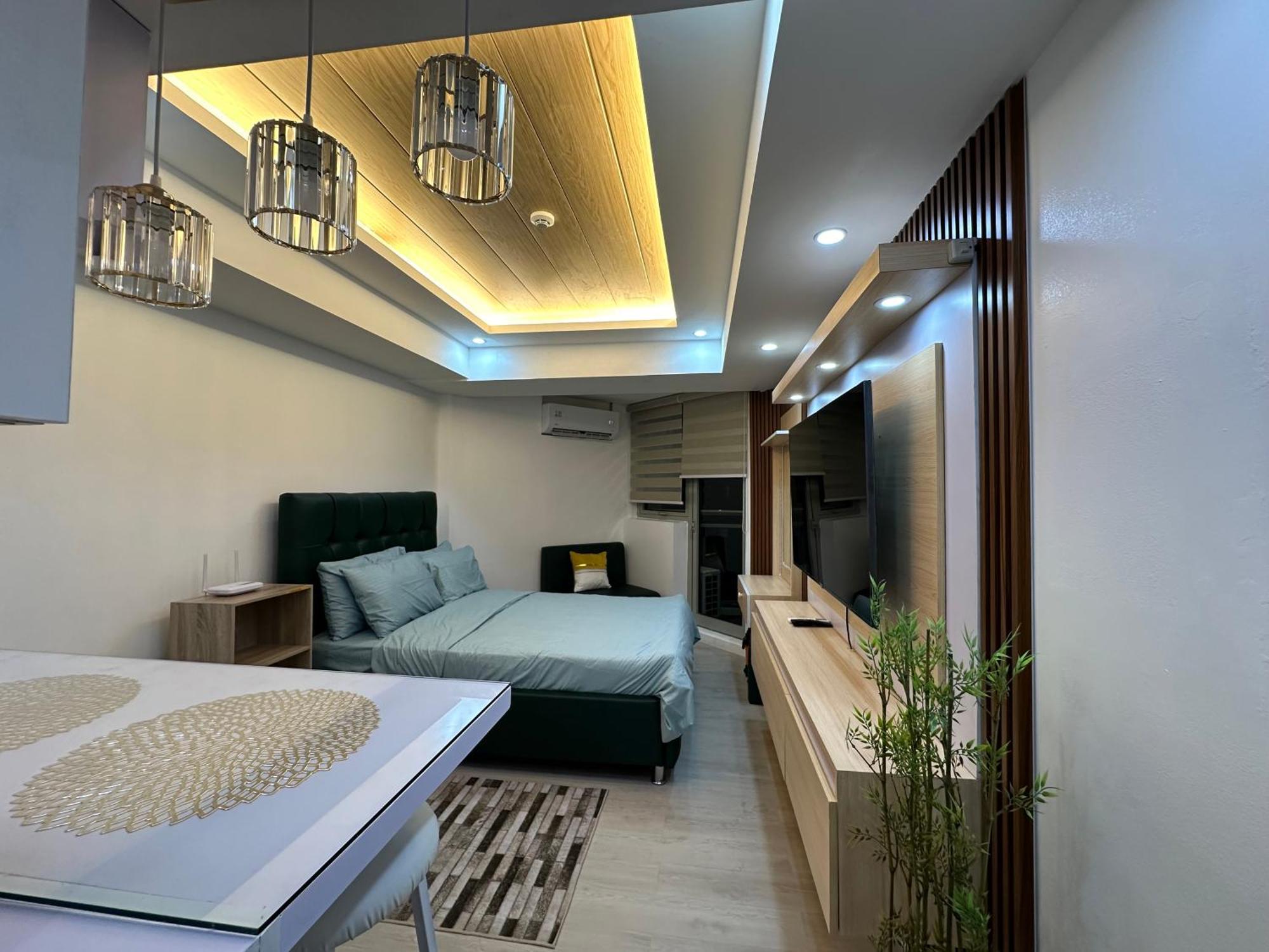 Udra Staycation Azure North Pampanga Lagundi 外观 照片